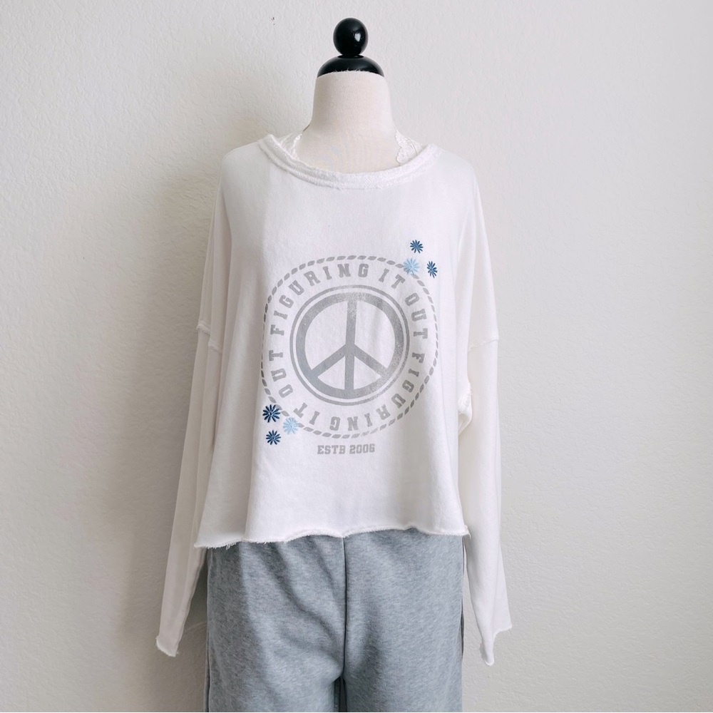 Aerie Weekend Pretty Back White Graphic Sweatshirt